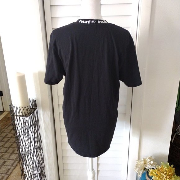 Huf black T-shirt with H on front and logo around neckline Sz L - Picture 2 of 7